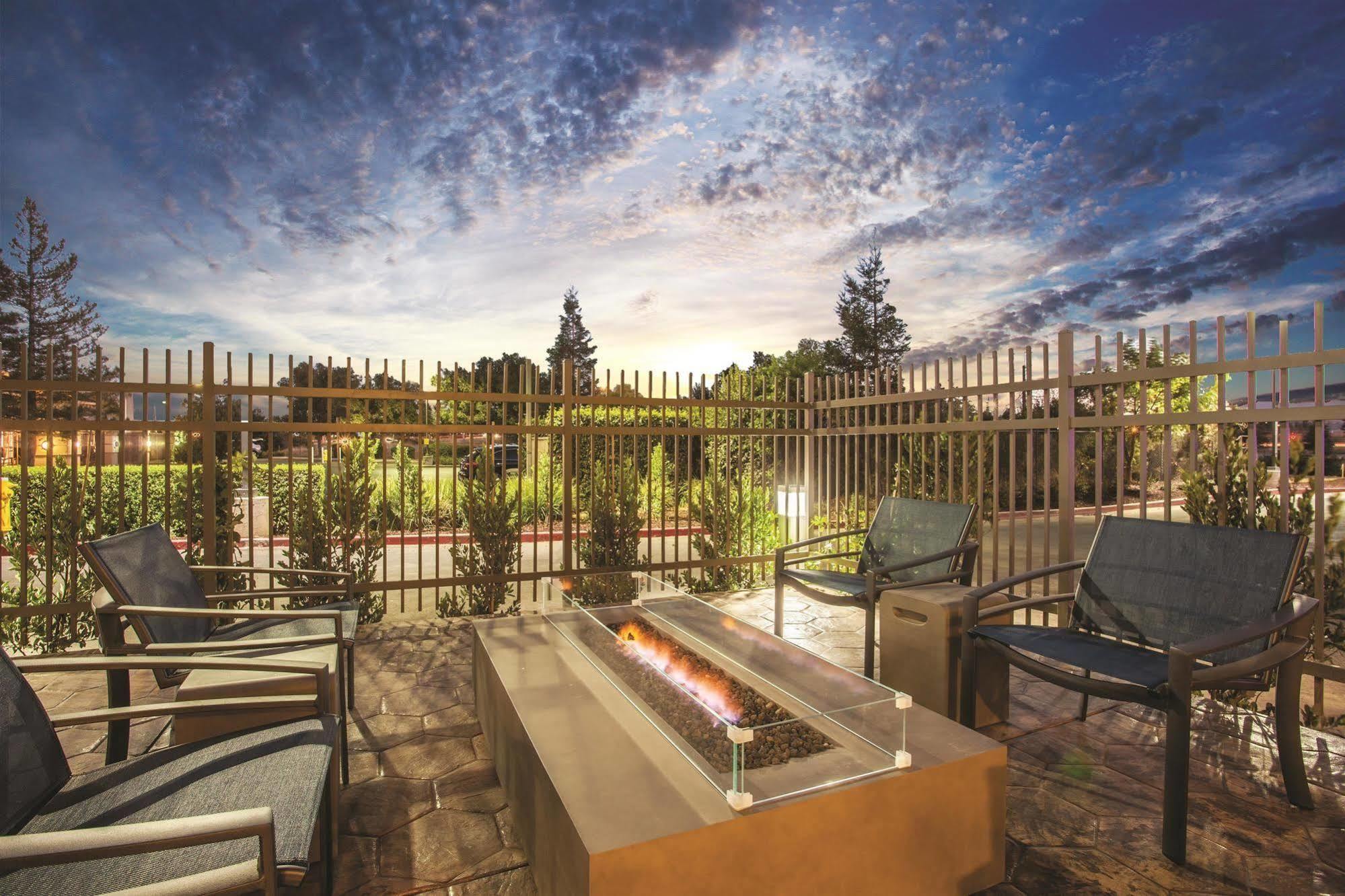 La Quinta By Wyndham Morgan Hill-San Jose South Hotel Eksteriør billede